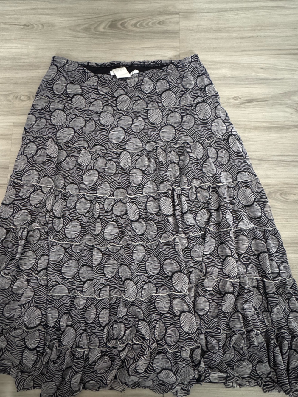 Max Studio Black and White Patterned Maxi Skirt